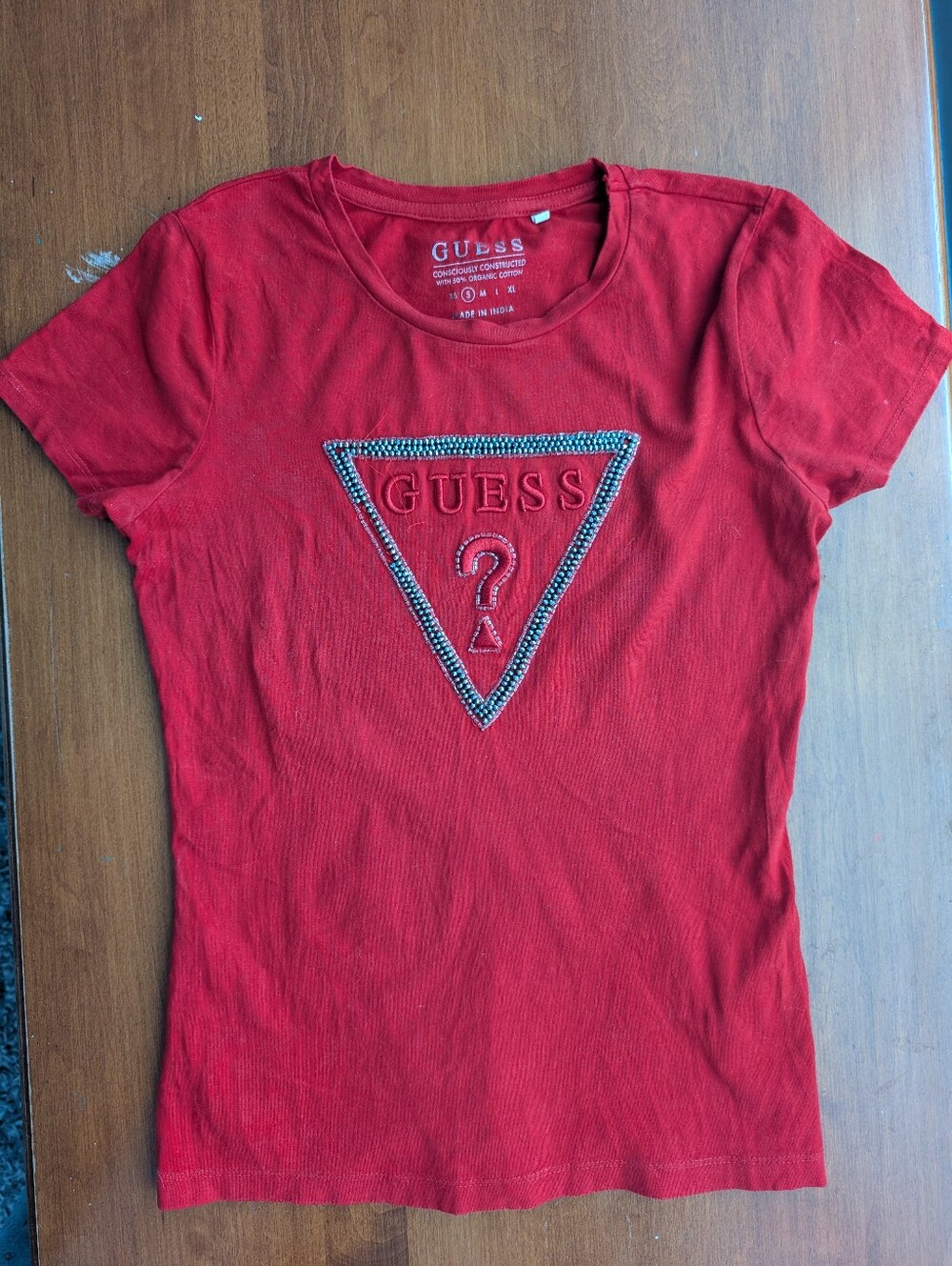 Guess Women's Red Short Sleeve Crew Tee